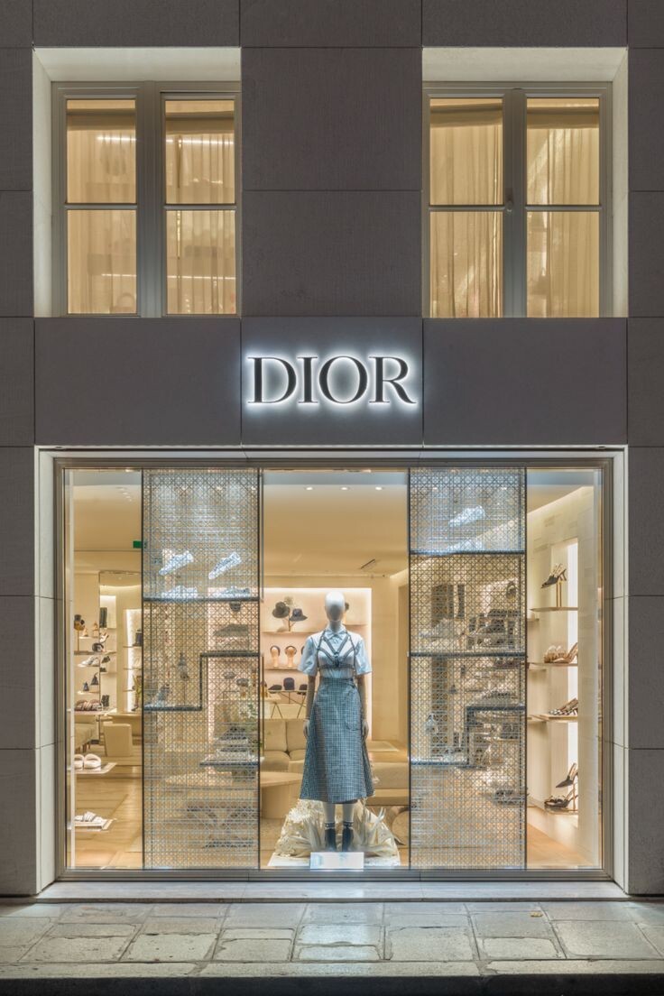 Бутик Dior