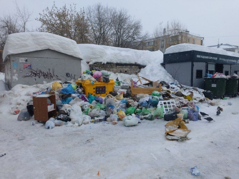    Так выглядят помойки в Казани. Фото предоставлено Царьграду жителями города.