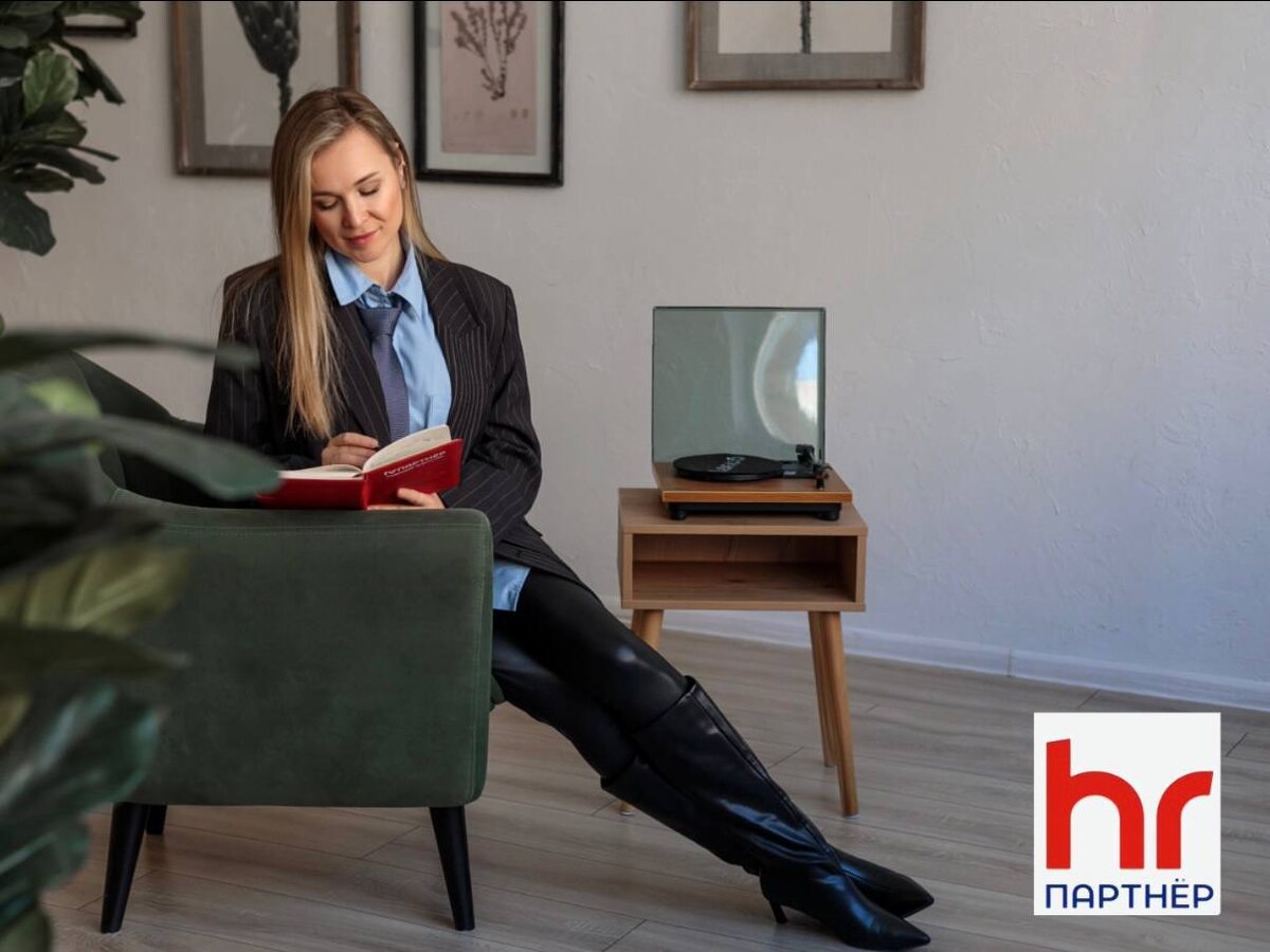 Руководитель кадрового агенства HR-Партнер г. Владивосток