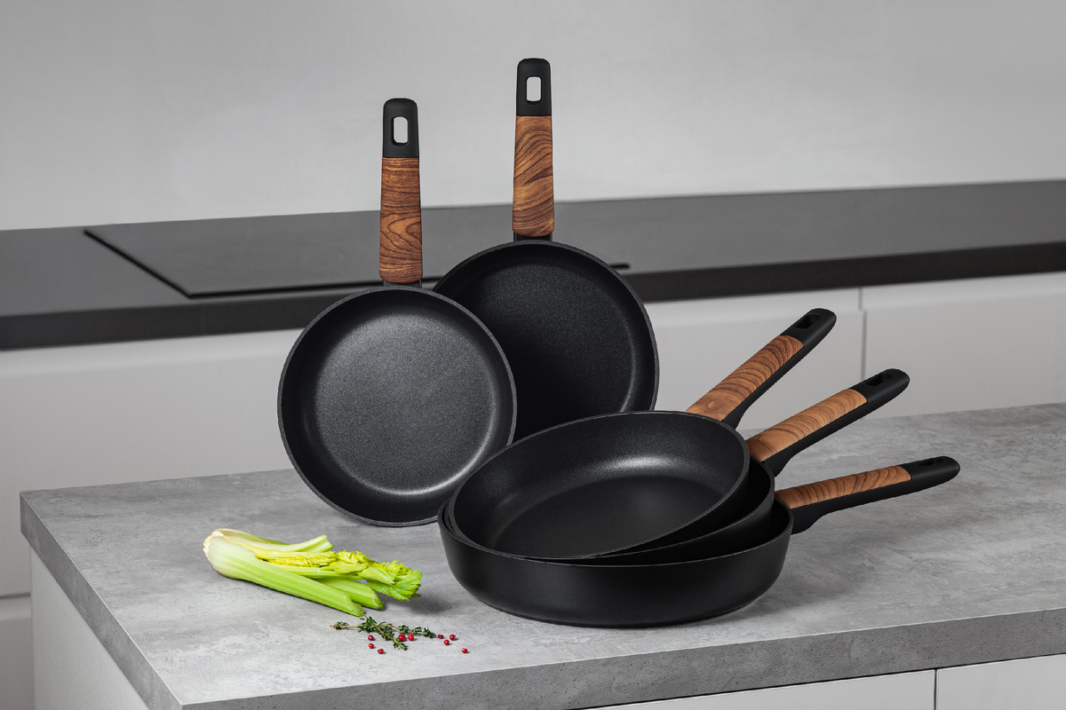 Сковороды FISSMAN с антипригарным покрытием серии Feorella индукционные