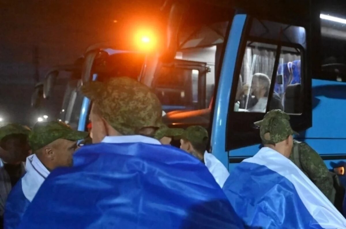    РФ вернула из плена 200 военных, взамен Киеву переданы 200 пленных ВСУ