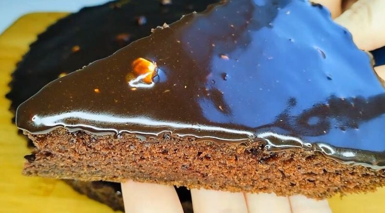 Шоколадный пирог на кефире: домашний десерт, который всегда получается