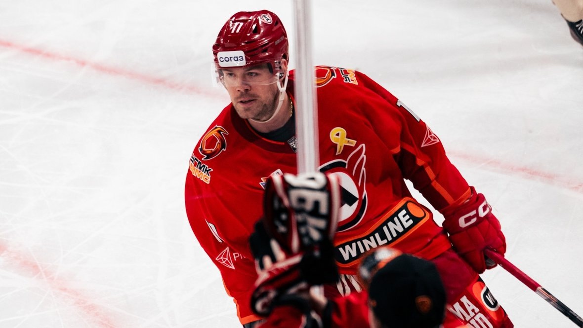    Даниэль Спронг.ХК «Автомобилист»