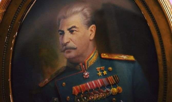Портреты Сталина