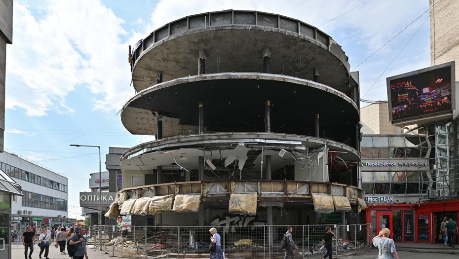    Снос ТЦ "Макси Спорт" у метро Приморская Автор фото: Ермохин Сергей