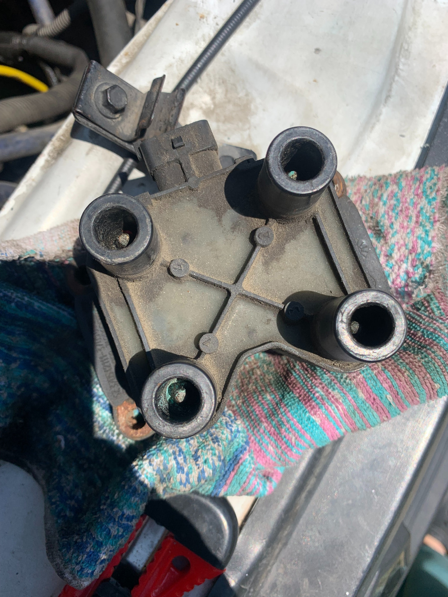 Заменил какуето катушку. Вот фото. 