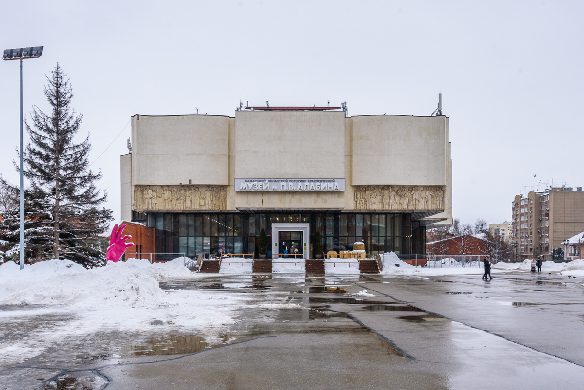 Ленинская, 142