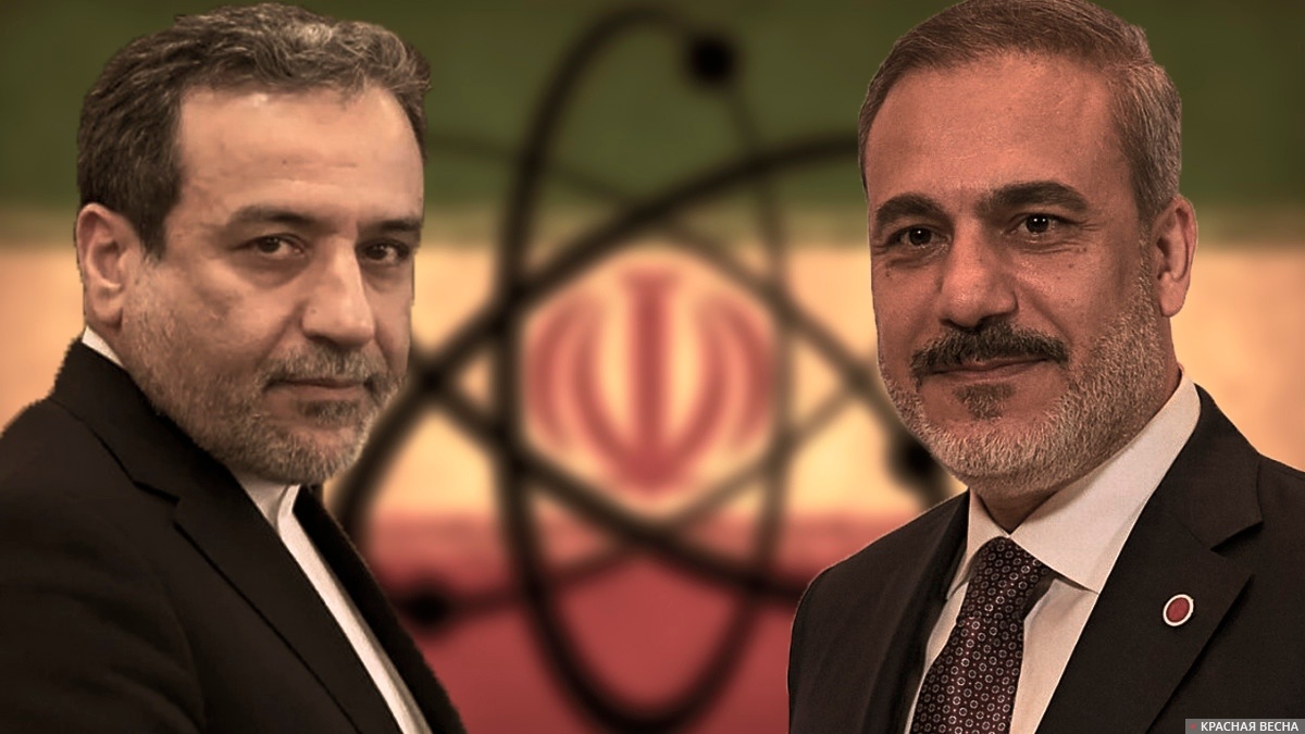     Глава МИД Ирана Аббас Аракчи и глава МИД Турции Хакан Фидан   
Лисютина Ольга © ИА Красная Весна