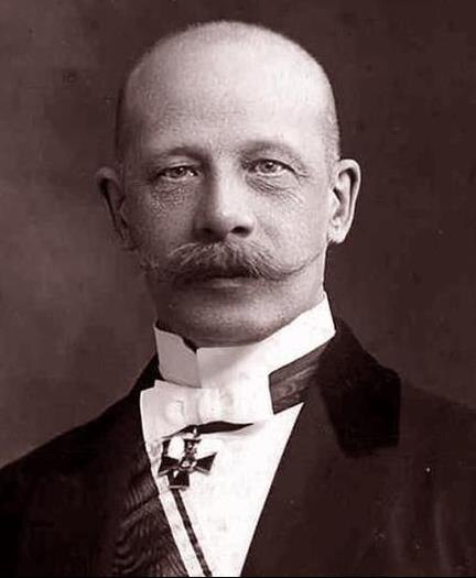 Излишняя храбрость графа Мирбаха привела его к смерти.