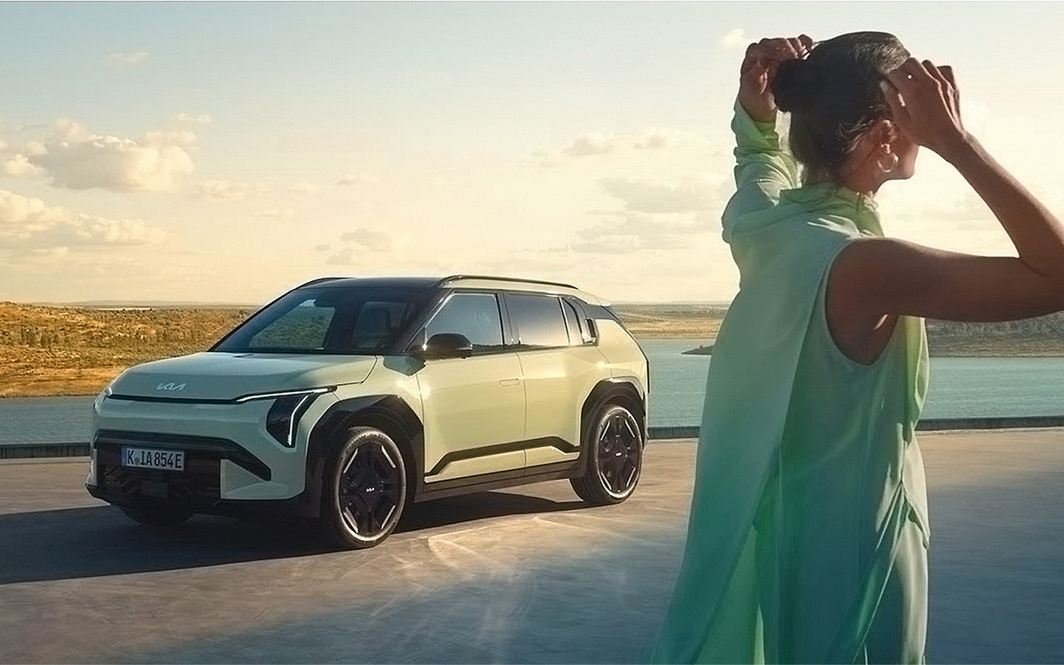Kia📷Kia EV3 — лучший компактный кроссовер. Понравились мощность в 204 силы и выбор из двух батарей с запасом хода 436 или 605 км. «Хорошее соотношение качества, оснащения и цены».