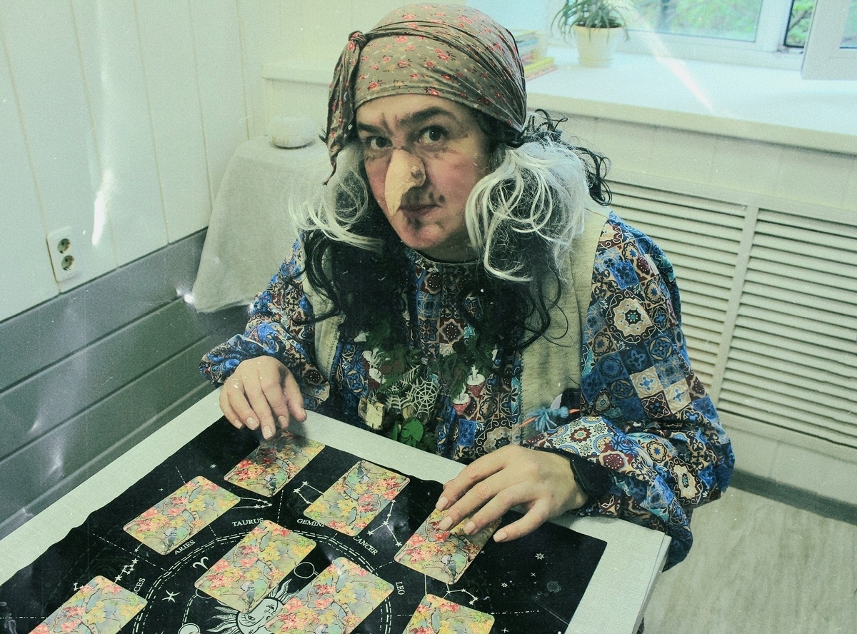 Ягуся Виевна ведет свой блог, где делится мудрыми  советами, занимается творчеством. 
Фото: предоставлено Юлией Деминой