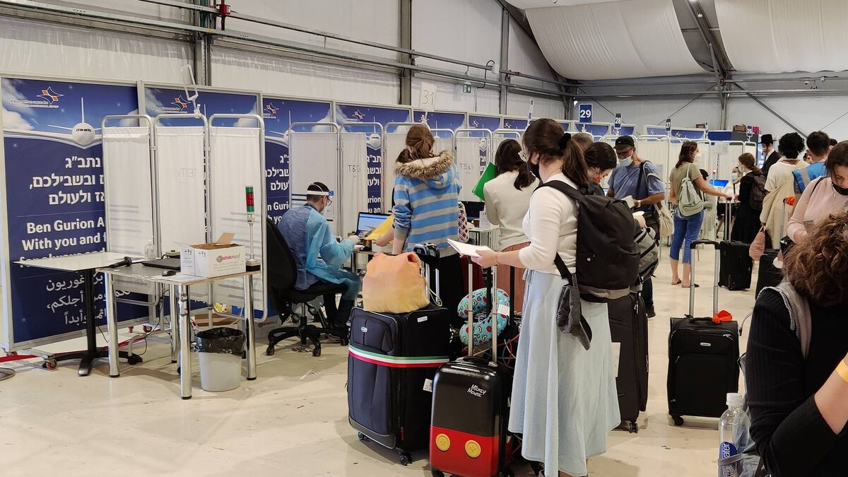     Международный аэропорт Бен-Гурион. Тель-Авив (архив)   
(сс) Talmoryair