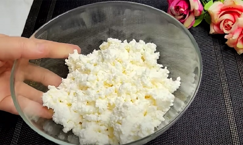 Пышный творожный пирог: почему манка и правильная начинка избавляют от разочарований