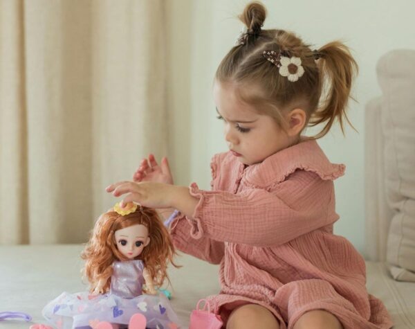 Психологи рассказали о влиянии кукол на формирование идеалов красоты у девочек
