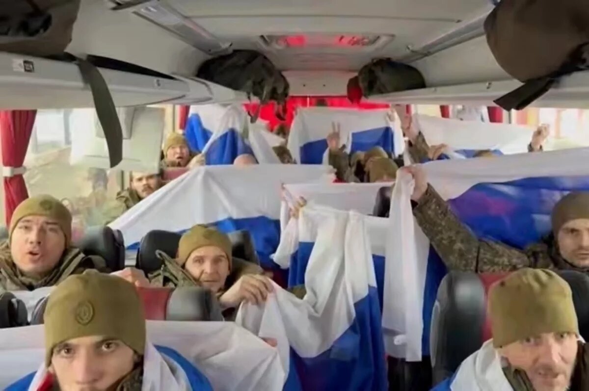    Еще шестерых свердловчан вернули из украинского плена