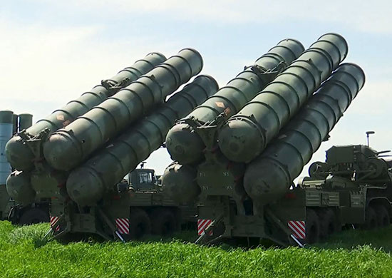    Фото: mil.ru / Расчет зенитной ракетной системы С-300ПМ2 Карина Романова