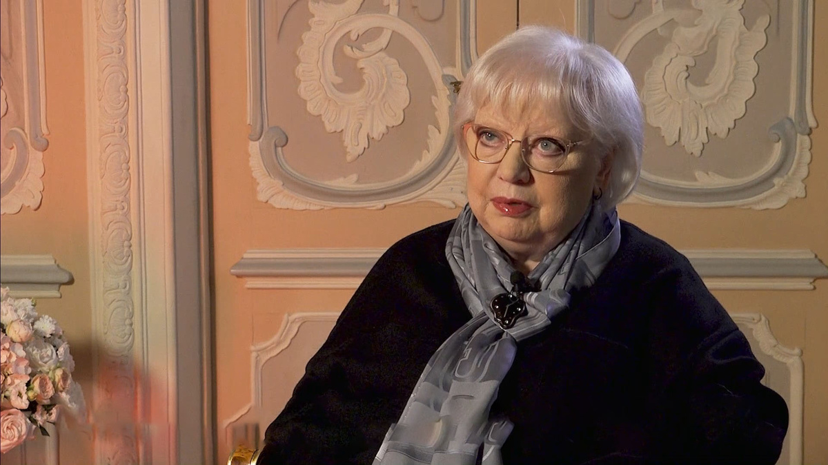    Светлана Крючкова