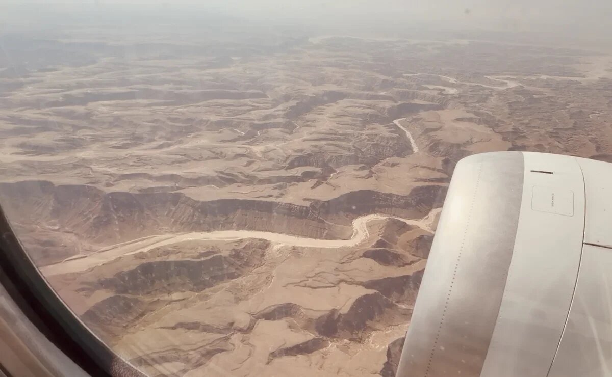    Как сейчас летают самолеты из стран Ближнего Востока