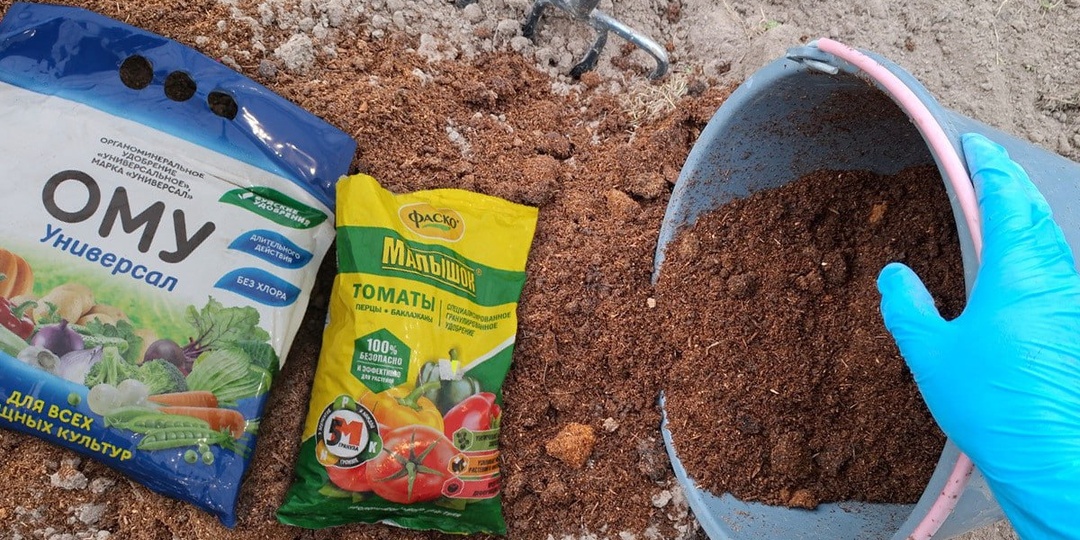 Какие удобрения внести на участок весной? Список лучших вариантов от фермера по ссылке