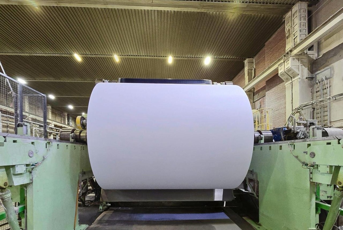    ЛДСП «Свезы» производится из березового сырья с применением технологии горячего прессования. Источник: пресс-служба «Свеза».