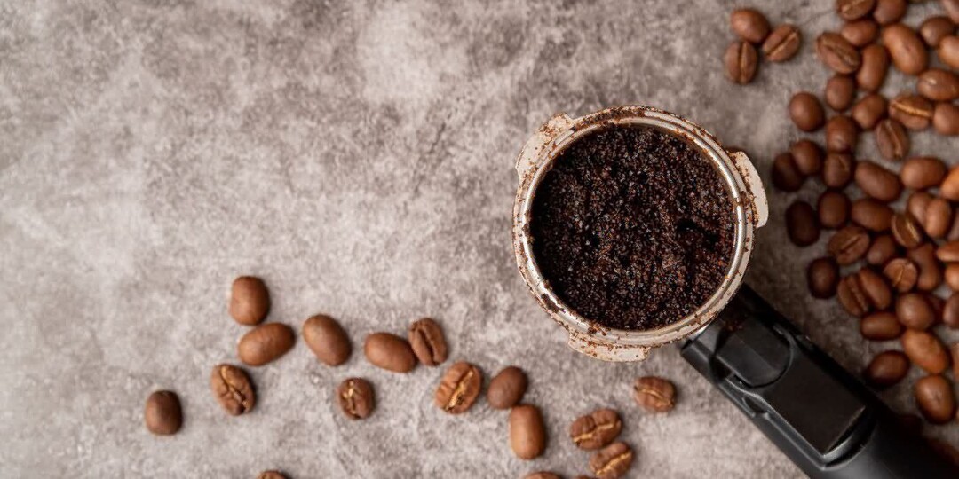 Что делать с кофейной гущей: лучшие советы для красоты, дома и сада