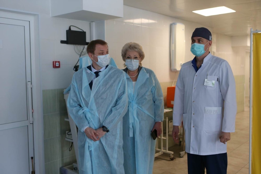    Андрей Чечерин проверил медучреждения Дзержинска