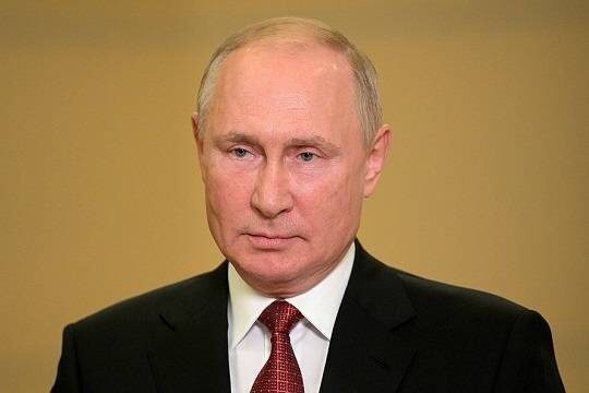    Владимир Путин встретился с представительницами разных профессий в Кремле по случаю Международного женского дня (фото: kremlin.ru/Пресс-служба Президента России)