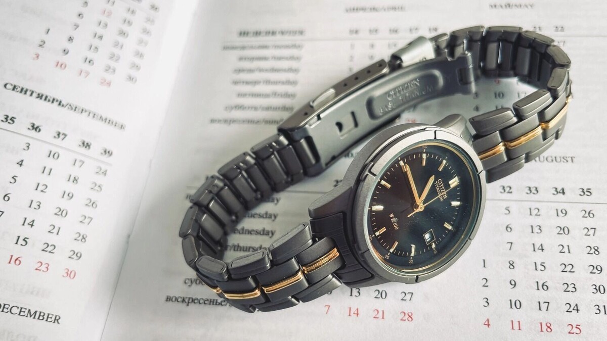    Старшее поколение против дарения часов на праздники   1MI