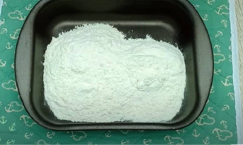 Секрет вкусного мясного пирога: как майонез в тесте меняет всё