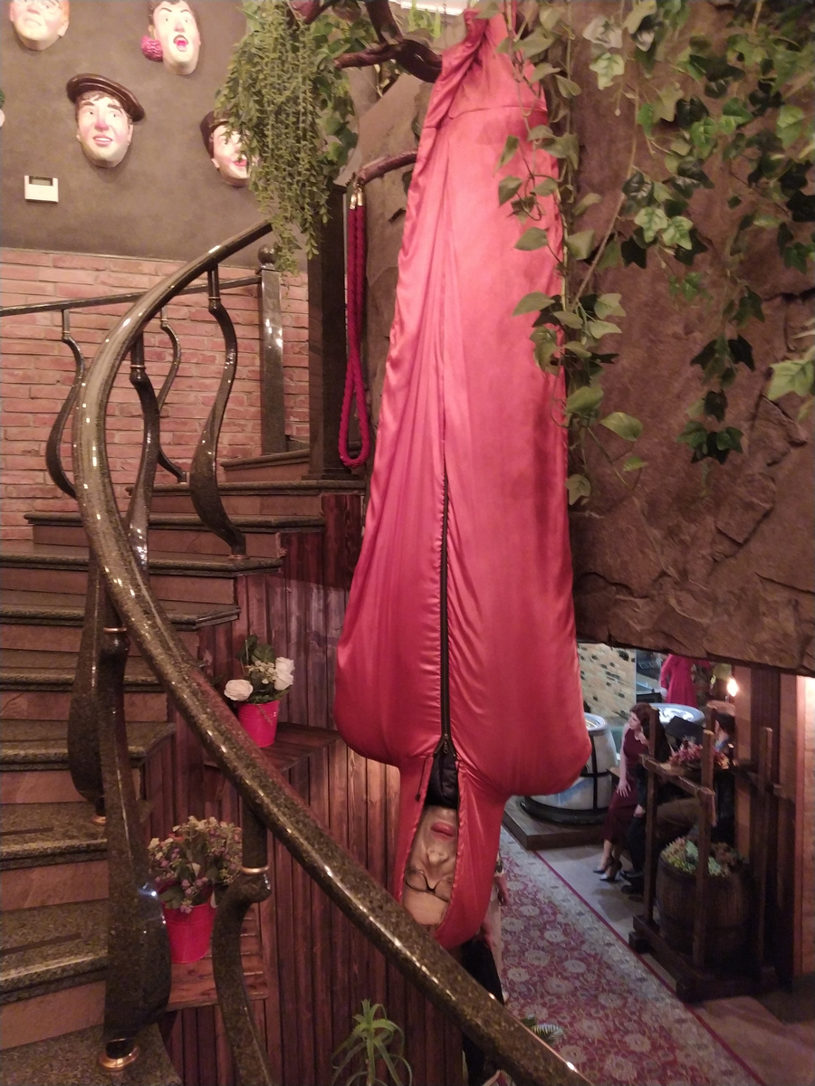 Ресторан "Кавказская пленница" в Ереване