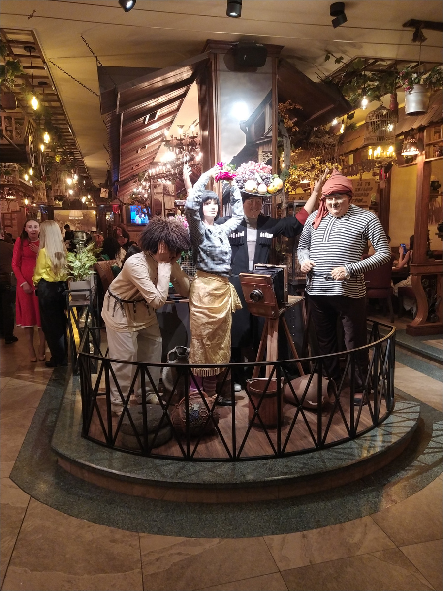 Ресторан "Кавказская пленница" в Ереване