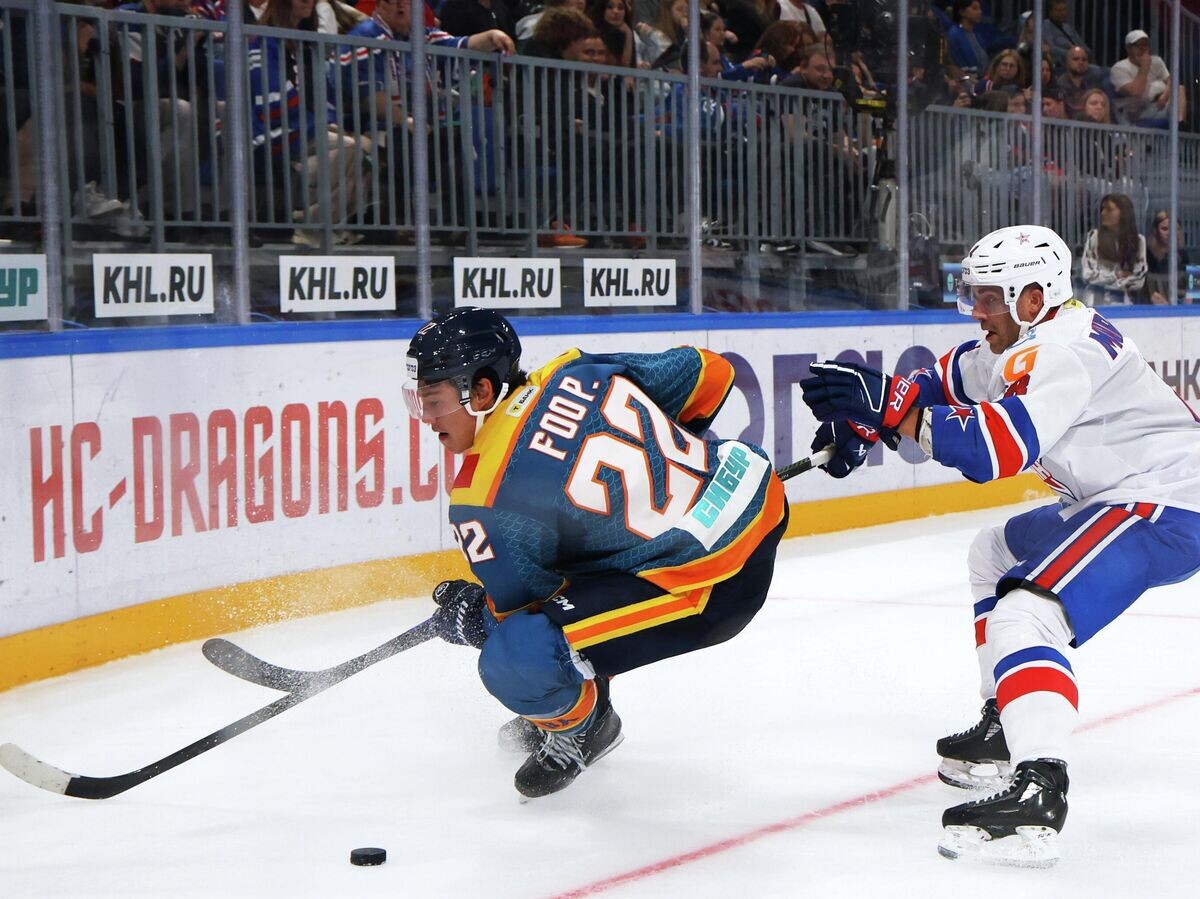    Хоккей. КХЛ. "Драконы" (Шанхай) - СКА (Санкт-Петербург) | © РИА Новости / Артем Пряхин