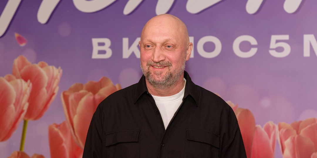 «Голый, распахиваю дверь»: Куценко вспомнил о необычном знакомстве с Брюсом Уиллисом