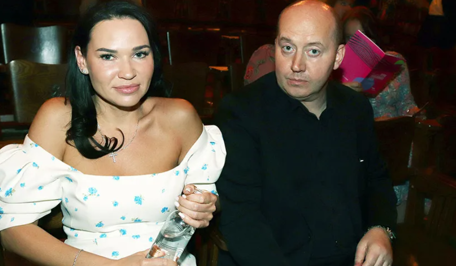 "Тяжело уживается с 2 детьми возлюбленной и не смог до сих пор простить родителей!". Откровения 48-летнего Сергея Бурунова