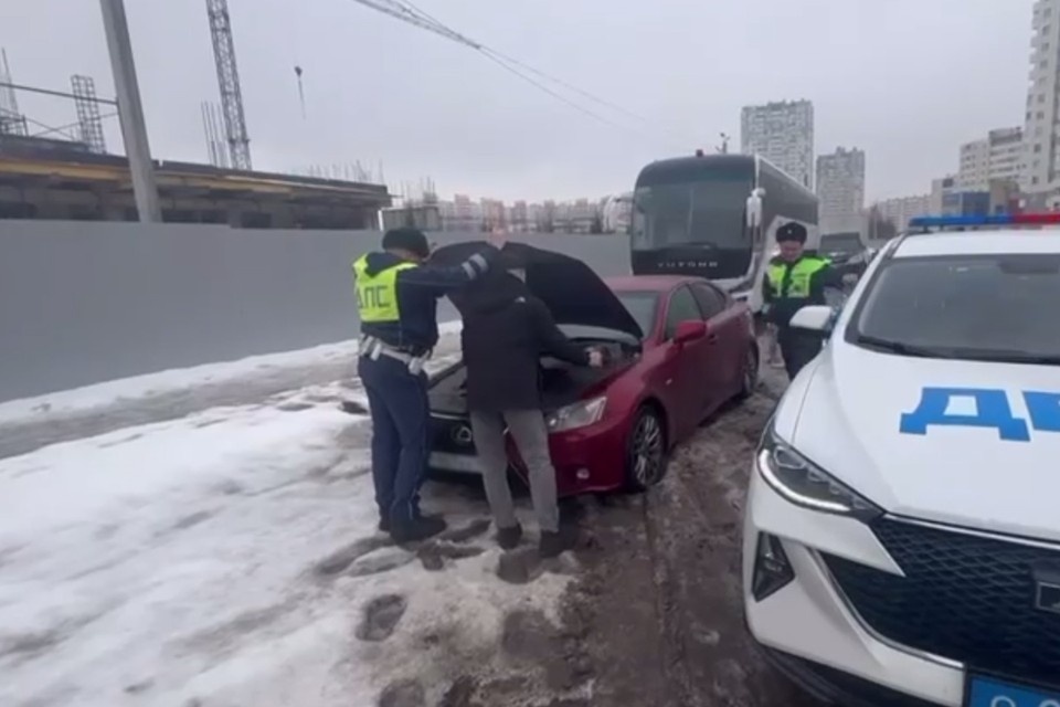    В Петербурге поймали нарушителя ПДД. Фото: t.me/newsdorin