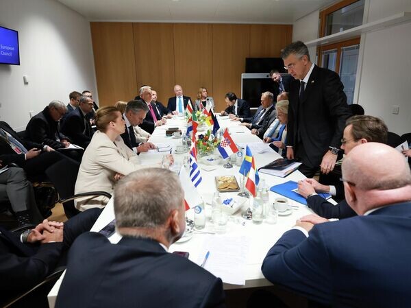    © AP Photo / Olivier Hoslet