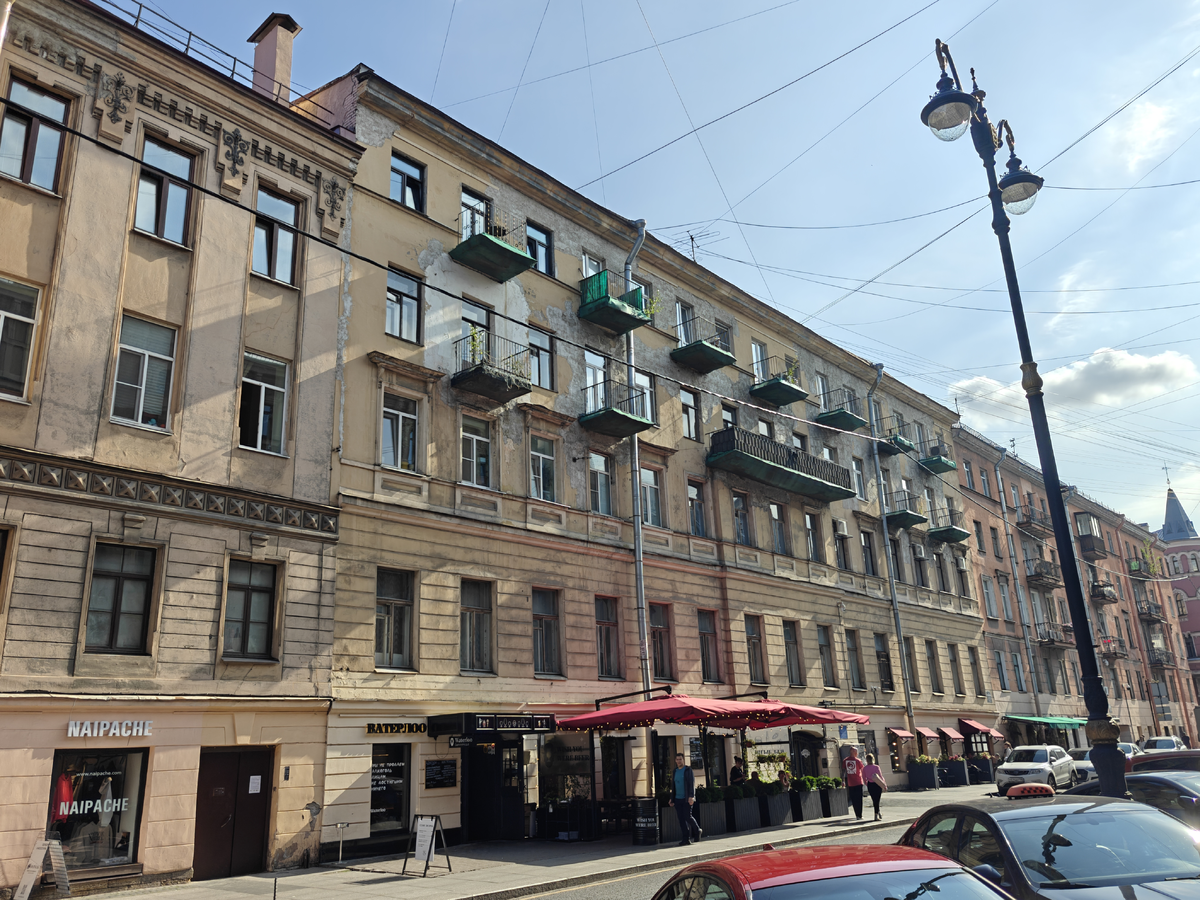     Штат разработчиков Battlestate Games базируется на улице Рубинштейна в Санкт-Петербурге, но эта структура не является полноценной дочерней компанией английского головного офиса