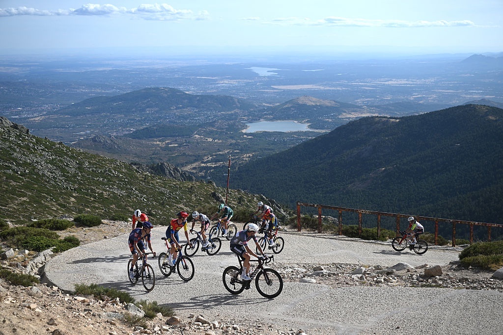    Подъемы на испанской "Вуэльте". / Фото: Getty Images
