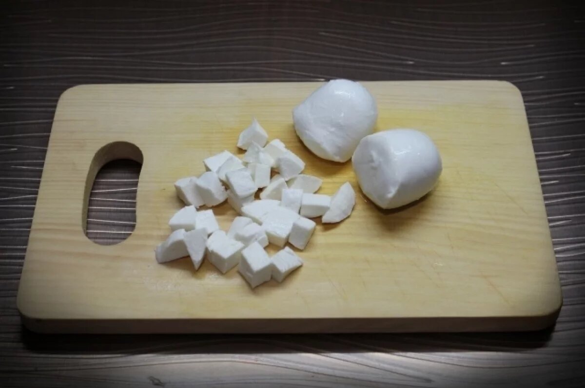    Под Волгоградом обнаружили партию сомнительной моцареллы