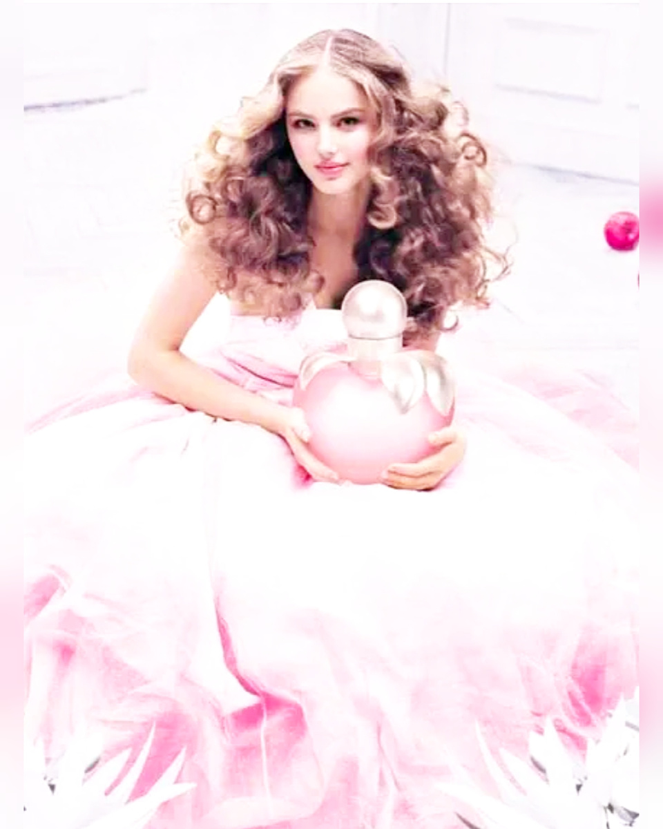 Руслана Коршунова, русская топ-модель, выпавшая из окна после посещения острова Эпштейна 