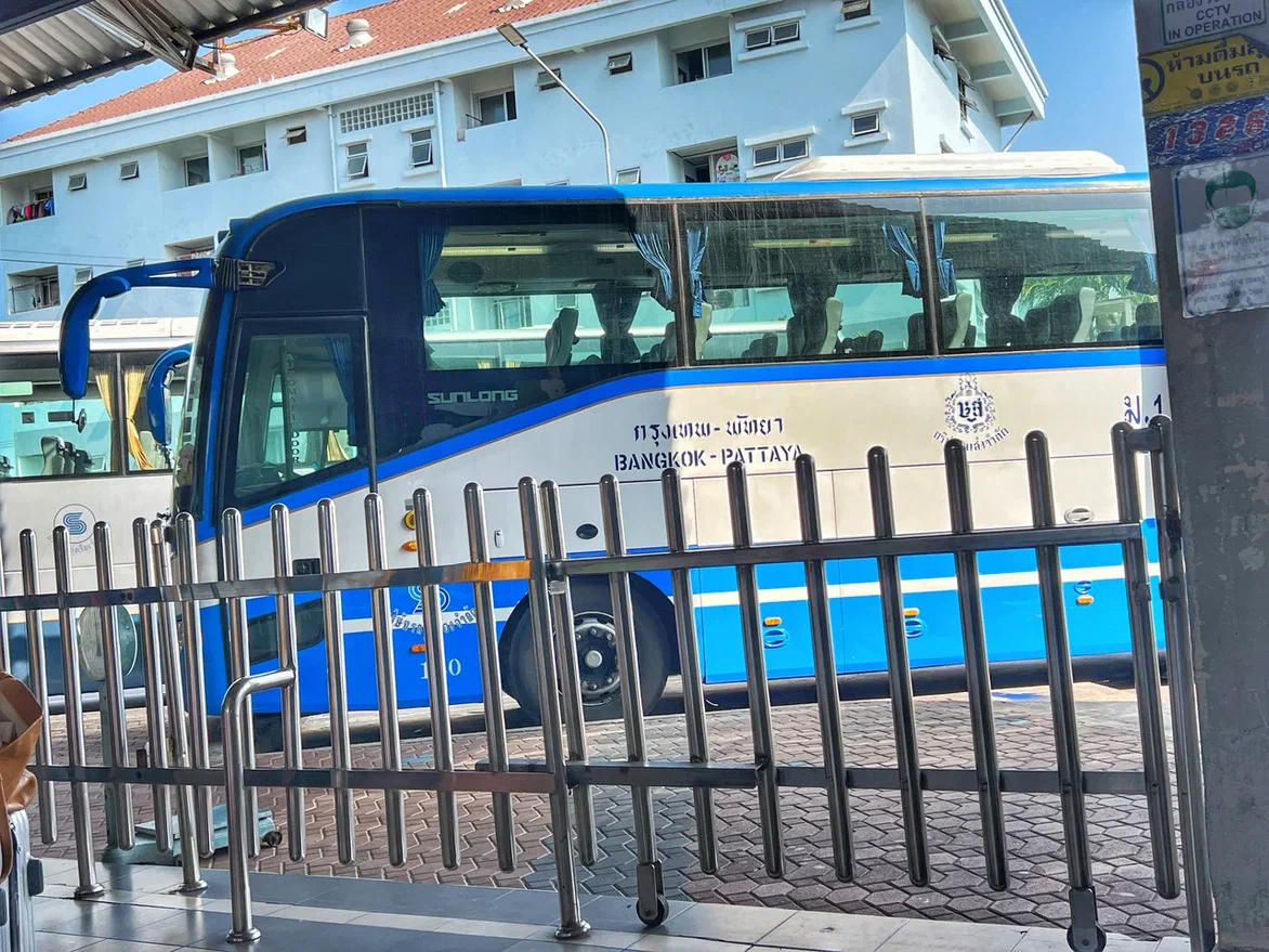 Автобус из Паттайи в Бангкок. Фото автора