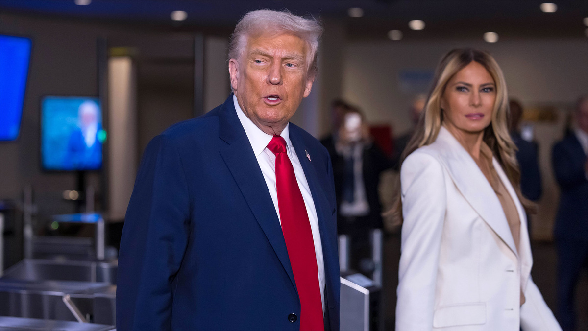    Трамп и Мелания Трамп с женой ГЛП