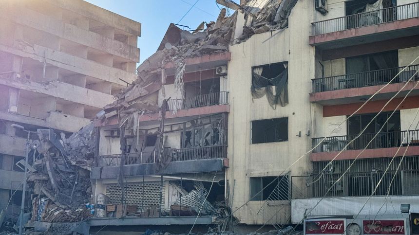 Израиль нанес авиаудар по жилым кварталам в южном пригороде Бейрута