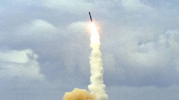     Старт баллистической ракеты   
(сс)