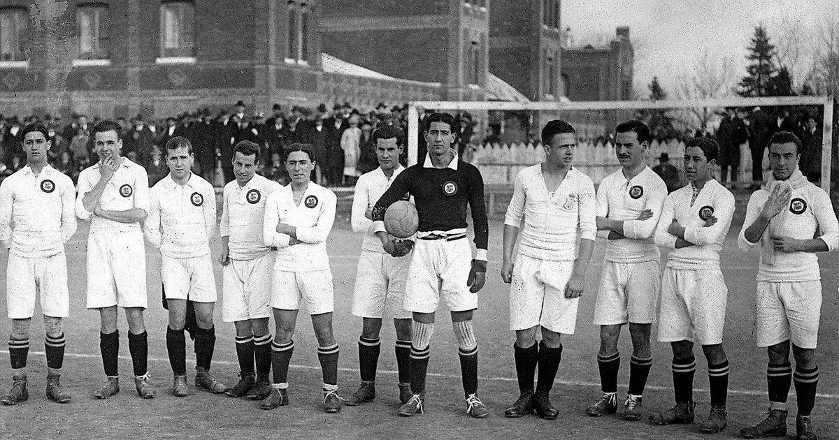 Архивное фото клуба.