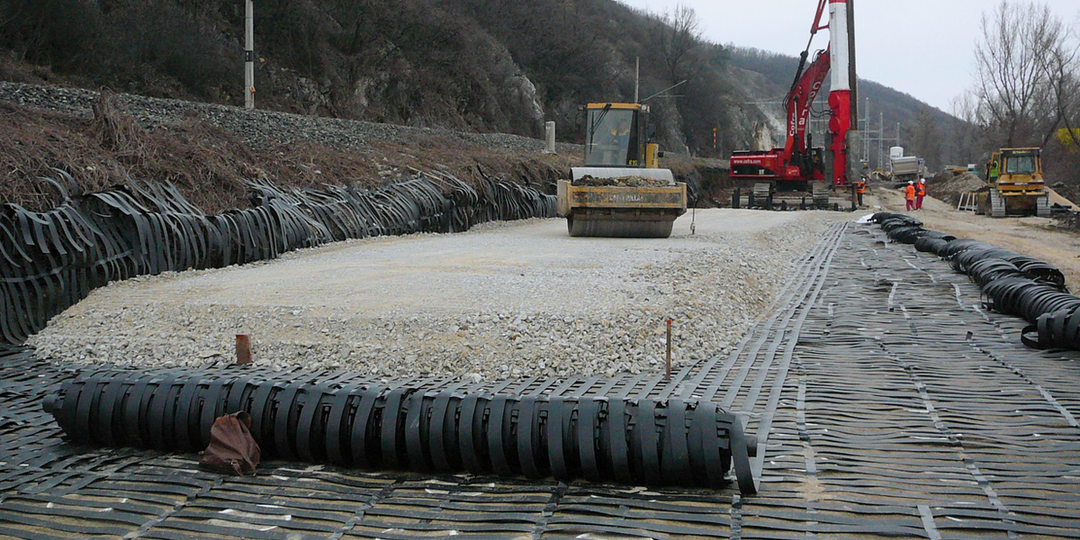 Рынок геосинтетики взрослеет: что это значит для проектировщика и заказчика
