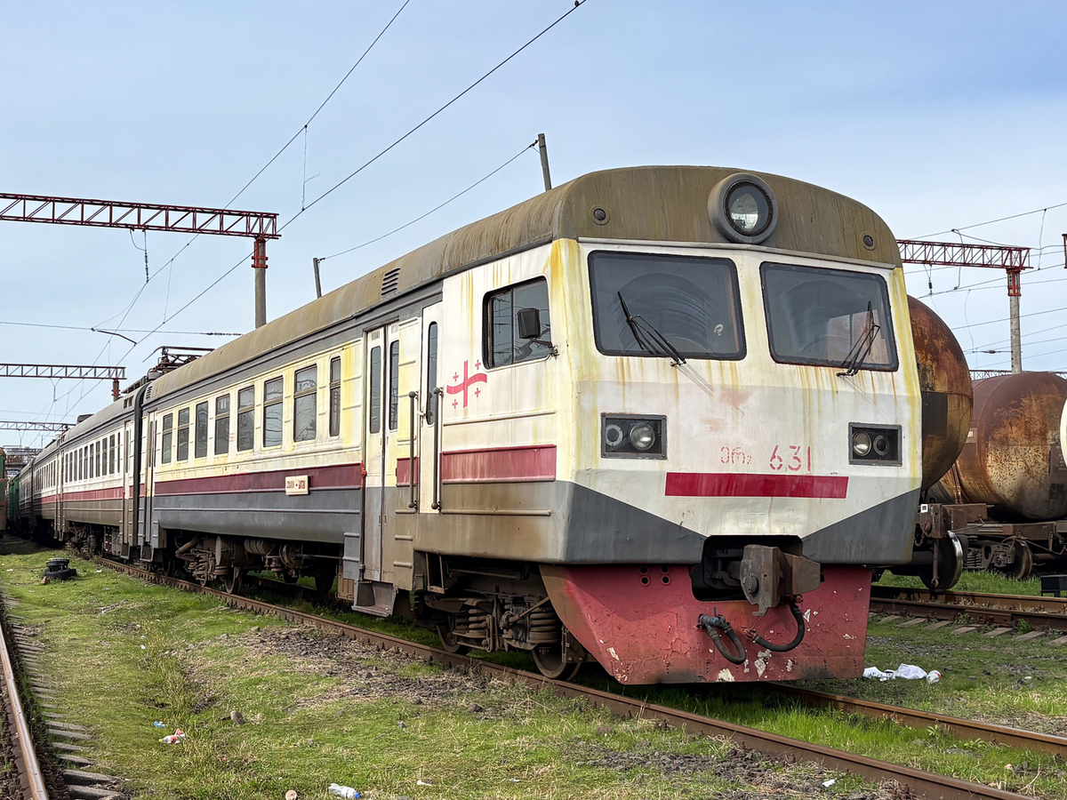 ЭР2-631, фото https://railgallery.ru/photo/305952, автор BVV