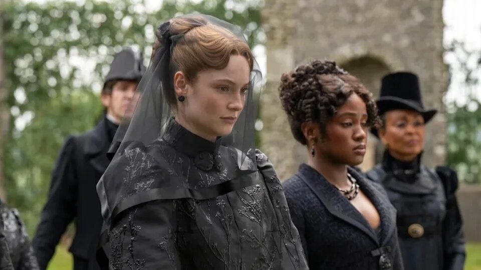 Бриджертоны, кадр из 4 сезона сериала, Франческа, Микаэла и леди Данбери