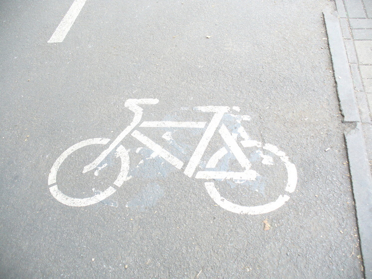     В Белгороде на путепроводе по Михайловскому шоссе обустроят велопешеходные дорожки, фото: МК в Белгороде (архив)