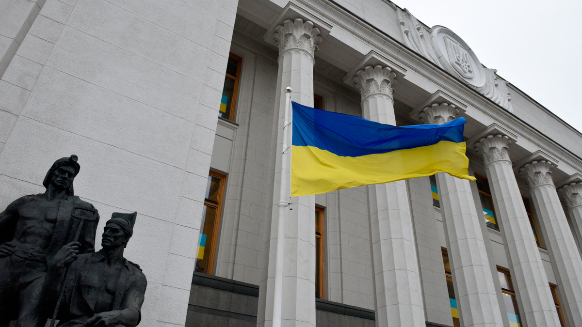    Украина Рада флаг РИА Новости